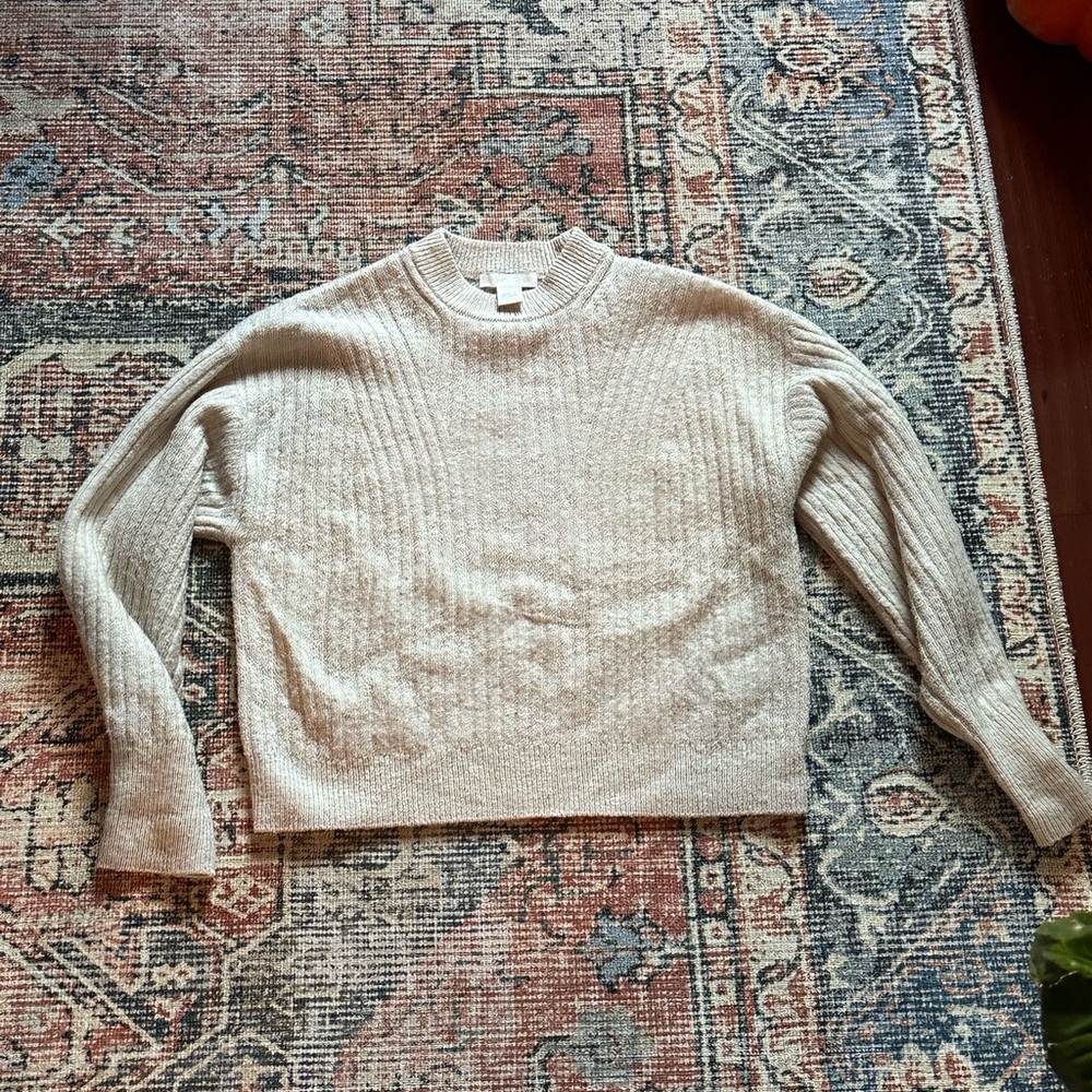 H&M Beige Knit Pullover